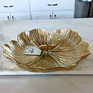 NEW! BEAUTIFUL GOLD FLOWER SERVING CHIP DIP BOWL